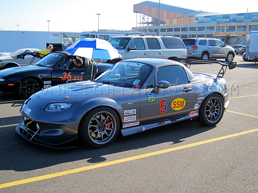 [Immagine: carbon-miata.jpg]